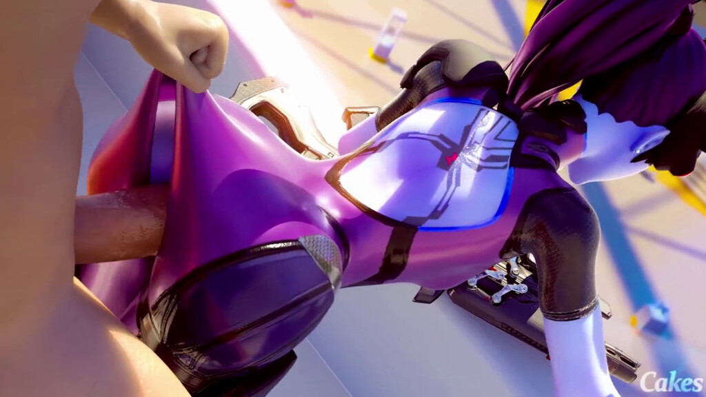 Ripping Widowmaker clothes