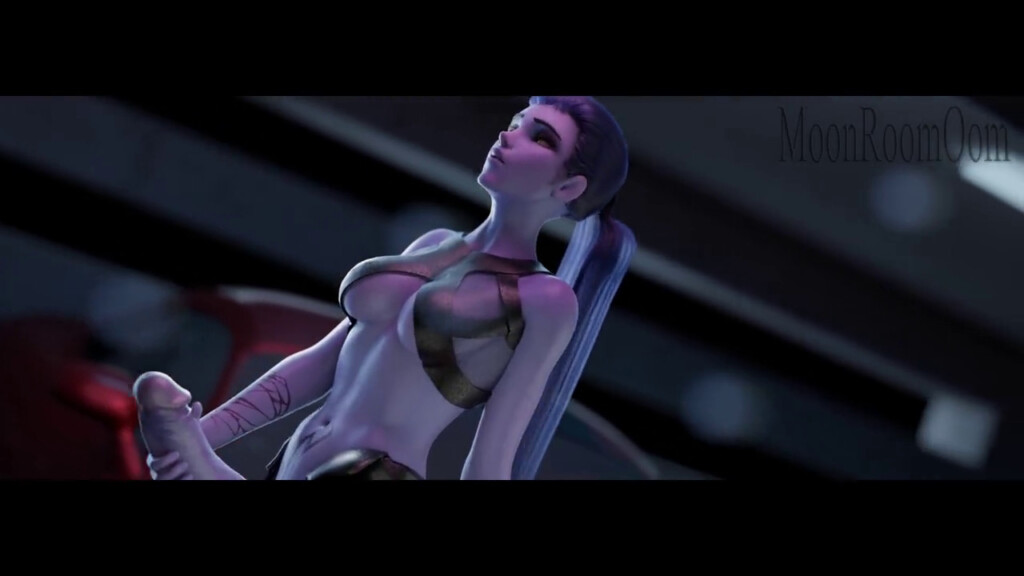 Futa Widowmaker jerking herself