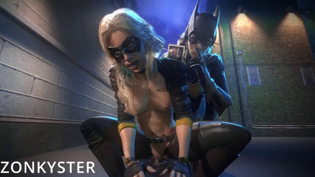 Black Canary and Batgirl threesome