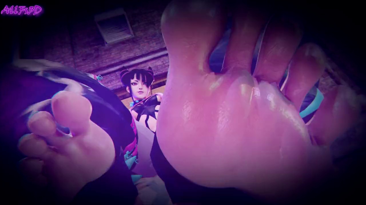 Juri Han Steps On You