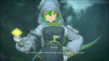 Fluorite trying out the new condom